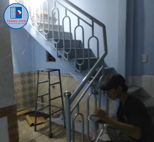 CẦU THANG SẮT ĐỒNG NAI